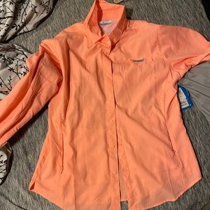 Women’s Columbia SPF shirt